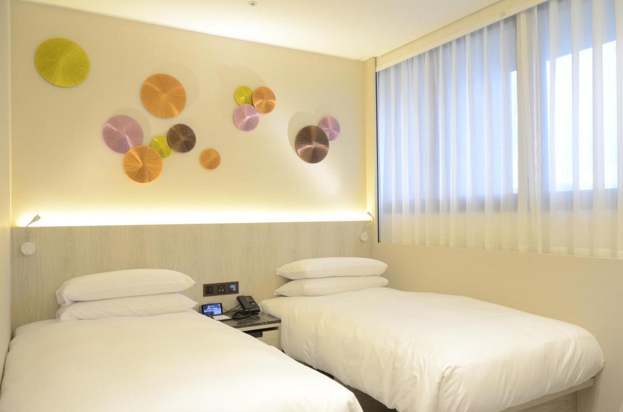 Royal Jade Boutique Hotel Taipeh Exterior foto